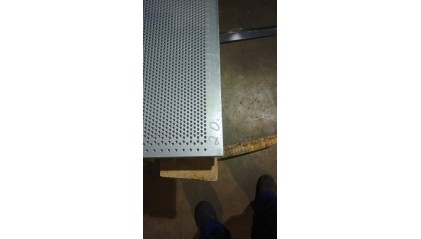 Лист перфорированный нержавеющий 1 мм Rv 5-8 AISI 304 фото лист перфорированный нержавеющий 1 мм Rv 5-8 AISI 304 купить в Челябинске