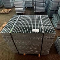 Решетчатый прессованный настил P Zn 33x11 / 25x2 мм Ст3 СТО 23083253-003-2008