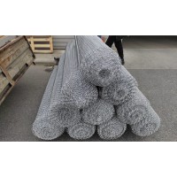 Сетка сварная оцинкованная 100x100x2 мм ВР-1 ГОСТ 23279-2012