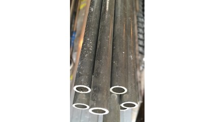 Трубу алюминиевую прессованную 105x5 мм А6 купить в Челябинске