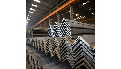 уголок стальной гнутый неравнополочный 32x25x2 мм Ст45 купить в Челябинске