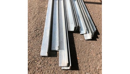 уголок стальной оцинкованный неравнополочный 100x65x7 мм Ст3пс купить в Челябинске