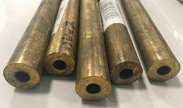 Труба латунная ДКРНМ 8x1 мм Л63 тянутая ГОСТ 494-2014 фото